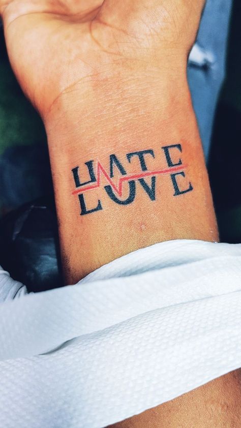 Heartless Tattoo Men, Italian Tattoos Men, Red Letter Tattoo, Lover Loser Tattoo, Men’s Tattoos, Tattoos For Men Meaningful, Lauty Gram, One Life Tattoo, Ride Or Die Tattoo