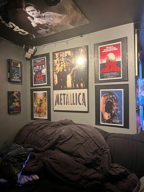 Room decor, metallica poster, wall of photos Record On The Wall, Metallica Room Decor, Metallica Bedroom, Posters On Ceiling, Wall Of Photos, Metallica Poster, Jam Room, Band Practice, Metal Room