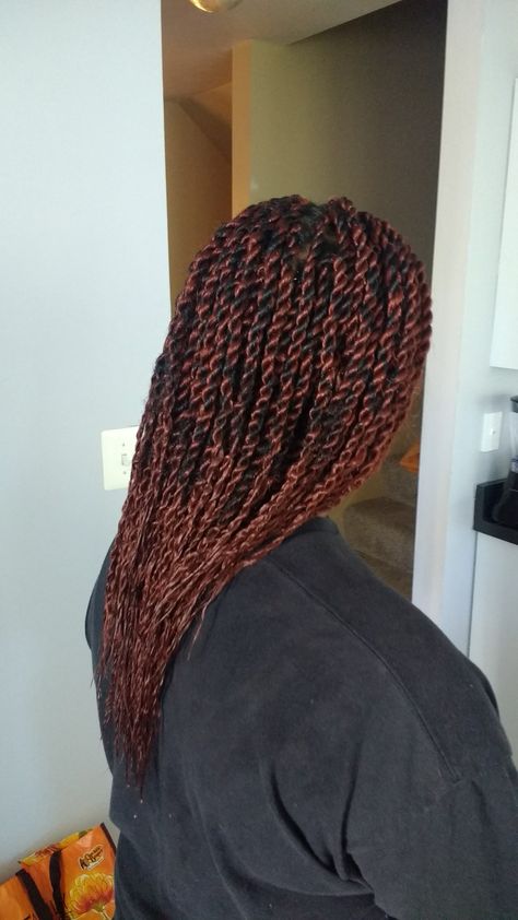 Shoulder Length Senegalese Twists, Balayage Auburn, Natural Hair Protective Styles, Twist Natural Hair, Hair Protective Styles, Hair Color Plum, Senegalese Twist Hairstyles, Senegalese Twists, Hair Extensions For Short Hair