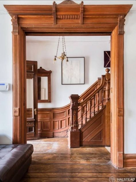 1900 Victorian Homes, Stained Millwork, Foyer Victorian, Victorian Doorway, Victorian Foyer, Victorian Entryway, Victorian Woodwork, Victorian Home Renovation, Brownstone Interiors