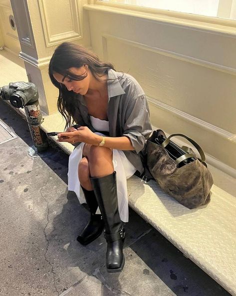 We've Found the Best Biker Boots, From Miu Miu to H&M | Who What Wear Moto Boots Outfit, Biker Boots Outfit, Sandra Shehab, Classy Street Style, Free T Shirt Design, Outfit Collage, How To Style Bangs, Black Boots Tall, Tall Leather Boots