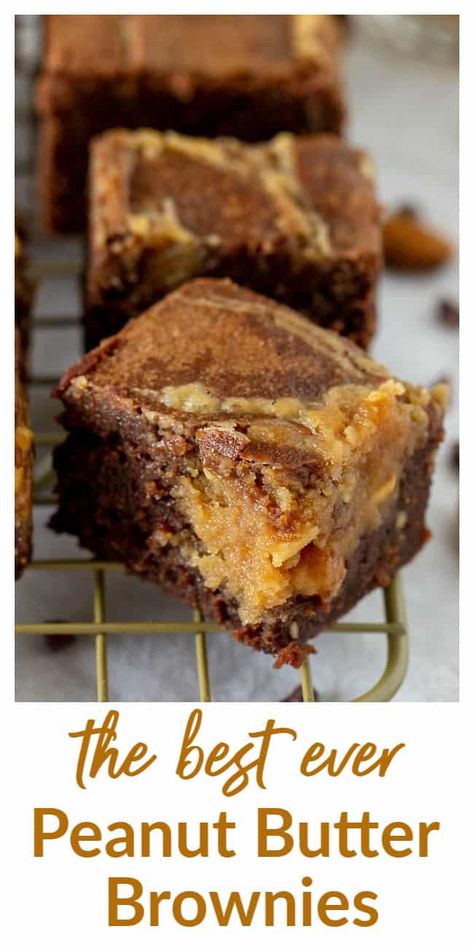 Incredibly gooey and delicious, this recipe for Peanut Butter Swirl Brownies takes these little morsels up a million notches! They keep for days and can be frozen! #peanutbutter #brownies #chocolate #easy #bars Easy Bars, Brownie Vegan, Peanut Butter Swirl Brownies, Resep Brownies, Low Carb Brownies, Brownies Chocolate, Butter Brownies, Swirl Brownies, Bolo Fit