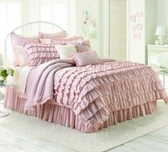 vpvg4QrjJWAkKWWrjPxlKp8A Kohls Bedding, Kid Bed, Shabby Chic Bedroom, Shabby Chic Bedrooms, White Room, Bed Sets, Big Girl Rooms, Chic Bedroom