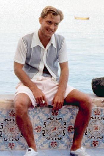 Italian Summer Style, The Talented Mr Ripley, Talented Mr Ripley, Mr Ripley, French Riviera Style, Italian Mens Fashion, Chique Outfit, Slim Aarons, Jude Law