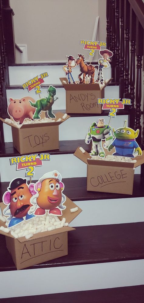 Jessie Centerpieces Toy Story, Centerpiece Toy Story, Toy Story Table Cloth, Toy Story 1st Birthday Centerpieces, Toy Story Themed Tables, Toy Story Birthday Party Centerpieces Table Decorations, Toy Story Guest Tables, You Story Party Ideas, Easy Toy Story Centerpieces