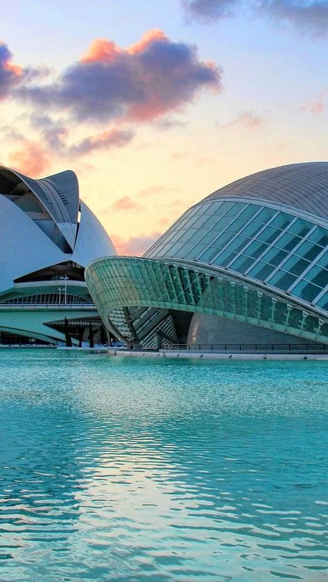 Valencia Spain Aesthetic, Valencia Photography, Architecture Wallpapers, Santiago Calatrava Architecture, Valencia City, Ibiza Formentera, Spain Aesthetic, Travel Project, Architecture Wallpaper