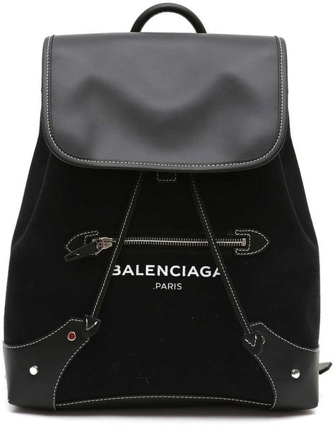 Balenciaga Traveller Backpack Pilot Costume, Bags Balenciaga, Leather Travel Backpack, Rucksack Bags, Knapsack Bag, Travel Bag Essentials, Balenciaga Backpack, Luxury Backpack, Pack Backpack