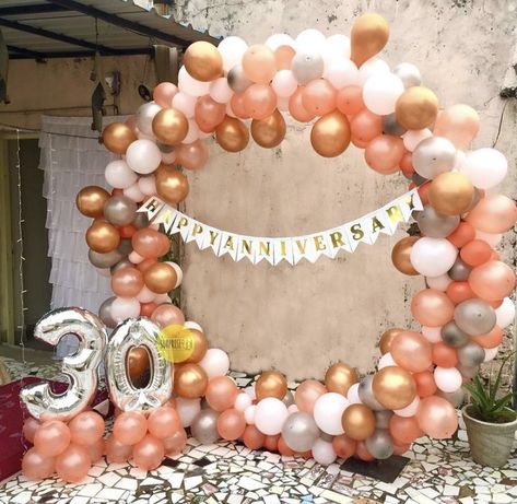 Trendy Backdrops, 25th Wedding Anniversary Decorations, 25 Anniversary Rings, Ring Backdrop, 30th Ideas, Birthday 30, 25 Anniversary, Ring Decoration, Wedding Anniversary Decorations