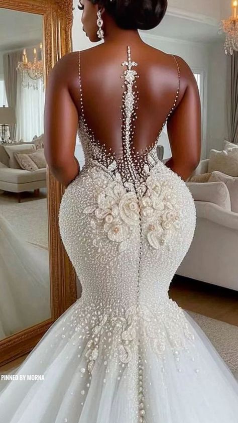 Fulani Wedding Dress, Latest Wedding Gowns 2024, Simple Wedding Dress Courthouse, Reception Gown For Bride, Wedding Reception Outfit For Bride, Latest Wedding Dress, Long White Wedding Dress, Latest Wedding Gowns, Extravagant Wedding Dresses