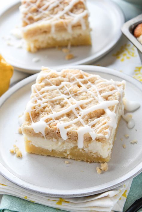 Lemon Cream Cheese Coffee Cake Lemon Cream Cheese Coffee Cake, Cinnamon Toast Recipe, Cheese Coffee Cake, Lemon Cake Mix Cookies, Sugar Cookie Cups, Cream Cheese Coffee Cake, Lemon Cream Cheese, Lemon Sugar Cookies, Dessert Smoothie