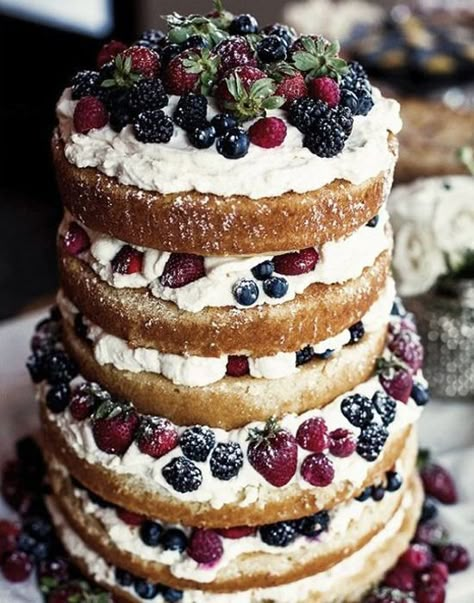 Berry Wedding Cake, Berry Wedding, Winter Wedding Cake, Naked Cakes, Wedding Cake Inspiration, Wedding Desserts, Wedding Food, Cake Inspiration