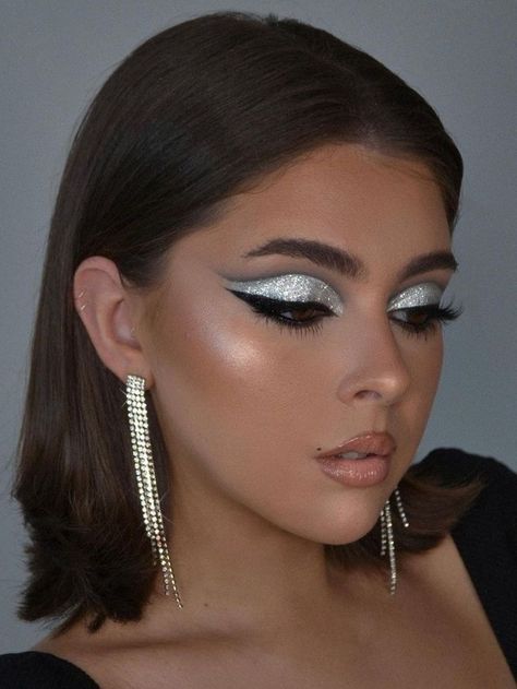 White Rave Makeup, Silver Drag Makeup, White Eye Looks, Makeup Silver Dress, Silver Rhinestone Makeup, Maddy Perez Style, Chrome Eye Makeup, Beyoncé Makeup, Silver Glam Makeup