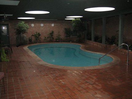 1960s-indoor-pool 70s Indoor Pool, Vintage Indoor Pool, Mid Century Modern Backyard, Retro Pool, Indoor Pool House, Vintage Pool, Swimming Pool Pond, Simple Pool, Pool Pond