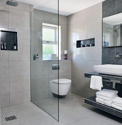 5x8 Bathroom With Walk In Shower: Stylish Design Ideas You'll Love | Home Interiors Small Wet Room, Small Shower Room, Wet Room Bathroom, Wet Room Tiles, Wet Room Shower, Room Installation, Open Showers, Bad Inspiration, Wet Room