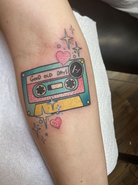 80 Tattoo Ideas, Small 90s Tattoo, Made In The 90s Tattoo, 80s Themed Tattoos, 80s Aesthetic Tattoo, 1980s Tattoo Ideas, Tomagatchi Tattoo, 80s Inspired Tattoos, 90s Tattoos Ideas