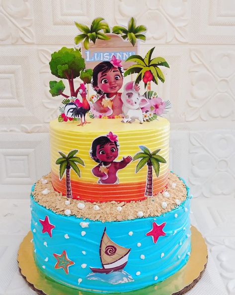 Tortas de Moana 2 Tier Moana Birthday Cake, Toca Life Birthday Party, Baby Moana Cake, Moana Birthday Cake, Moana Birthday Party Theme, Festa Moana Baby, Music Cakes, Moana Cake, Happy Birthday Printable