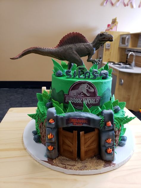 Jurassic Park Birthday Cake, Jurassic Party Ideas, Rio Birthday Parties, Jurassic Park Birthday Party, Jurassic Park Party, Jurassic Park Birthday, Peanuts Birthday, Dinosaur Birthday Party Decorations, Dino Cake