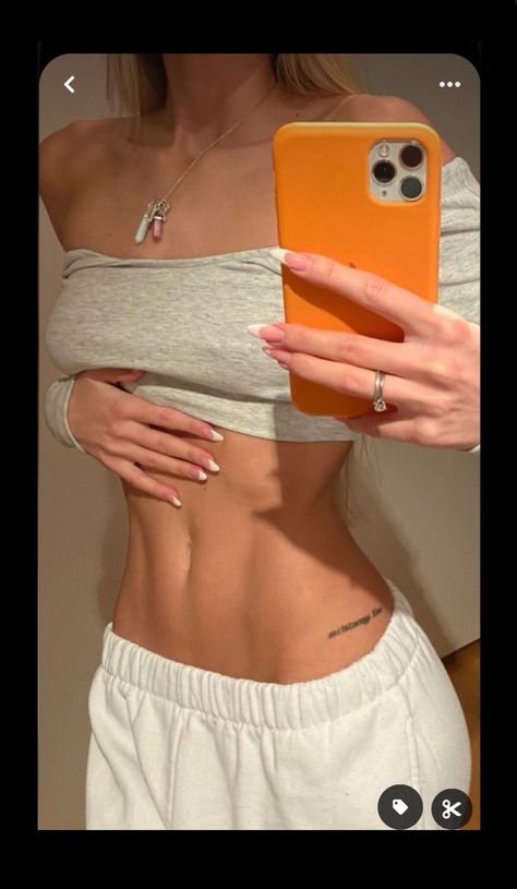 Toned Stomach, Corps Idéal, Corps Parfait, Gym Aesthetic, Fitness Inspiration Body, Body Motivation, Healthy Girl, Workout Aesthetic, Body Inspiration