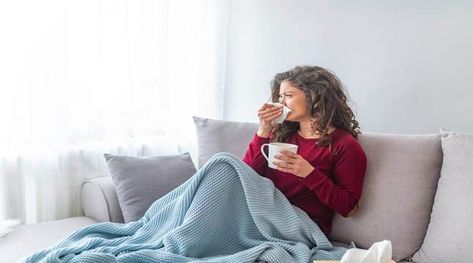 Can you tell apart common cold from flu? Look out for these signs https://indianexpress.com/article/lifestyle/health/can-you-tell-apart-common-cold-from-flu-look-out-for-these-signs-6096372/ February Nails Ideas Valentines Day, February Nails Ideas, Cough Medicine, Difficulty Breathing, Ginger Benefits, Respiratory Illness, High Fever, February Nails, Stuffy Nose