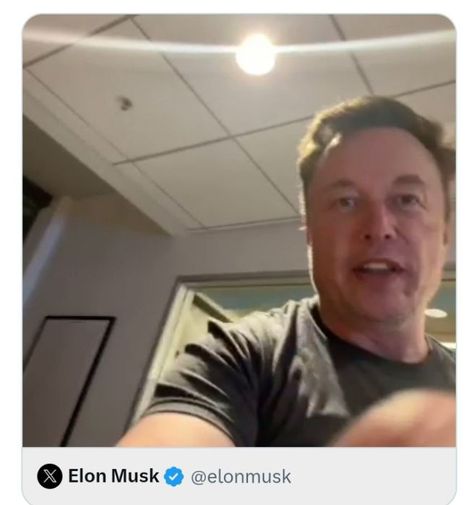 Elon Musk Selfie Photo 2024, Elon Musk Fake Video Call, Elon Musk Selfie, Elon Musk Wife, Keanu Reeves Sister, Elon Reeve Musk, Elon Musk Tesla, Men Skin Care Routine, Nikki And Brie Bella