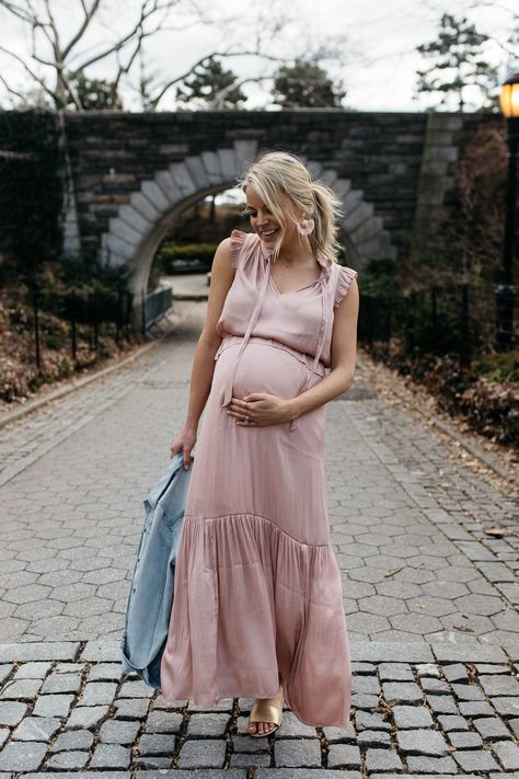 TWO BLUSH PINK DRESSES FOR SPRING - Styled Snapshots Maternity Pictures Dress, Maturity Outfits, Pregnacy Fashion, Styled Snapshots, Dresses For Spring, Fashion Mom, Light Wash Denim Jacket, Pregnancy Clothes, Maternity Outfit