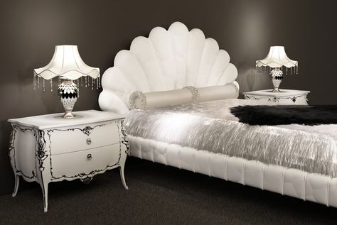 Black white theme luxury bedroom White Bedside Tables, Folding Bed Frame, Home Bedroom Design, Baroque Furniture, White Bedside Table, Luxury Bedroom Master, Furniture Bed, Stylish Beds, Studio Apartment Decorating