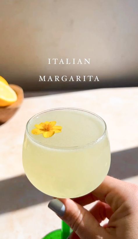 Authentic Italian Margarita Recipe: How to Make the Perfect Classic Cocktail | Hardcore Italians Italian Bar Food, Tequila Cocktails Recipes, Cocktails Recipes Videos, Join Jules, Love In Portofino, Italian Margarita, Iced Tea Recipes Homemade, Low Carb Cocktails, Famous Drinks