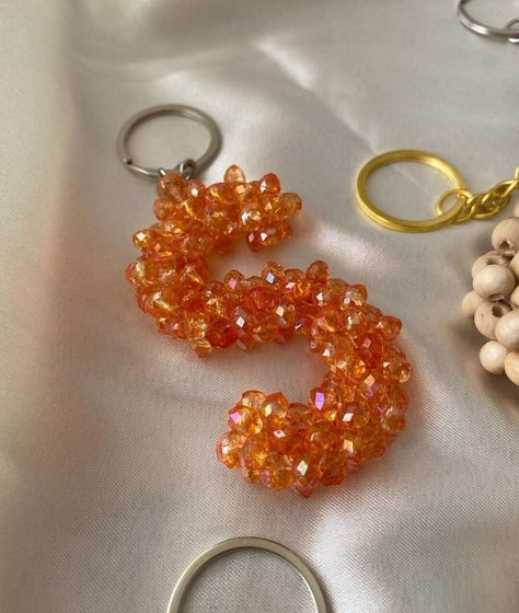 Bead Bag Charm for Purse Personalized Letter Keychain Custom - Etsy Beaded Letter Keychains, Beaded Name Keychains, Valentines Keychain, Friends Letter, Crystal Letters, Name Keychains, Christmas Keychain, Beaded Items, Keychain Acrylic