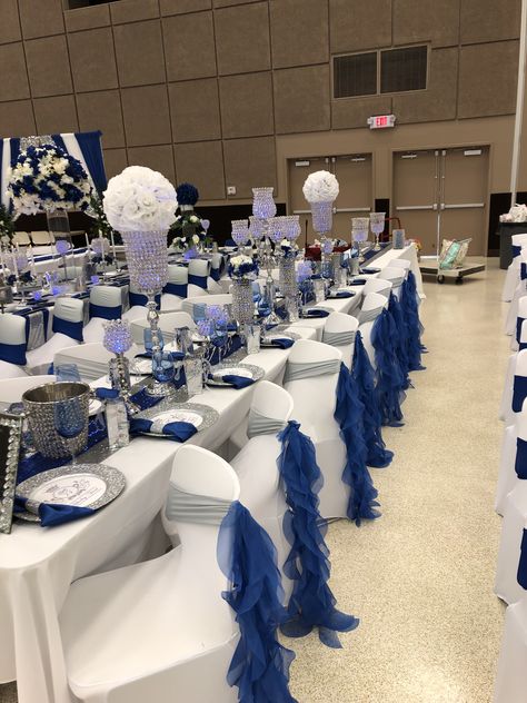 Blue White Silver Wedding Decor, Royal Blue Event Decor, Navy Blue And Silver Decorations, Quince Decorations Navy Blue And Silver, Blue And White Decorations Party, Navy Blue Birthday Theme, Blue And Silver Party, Black People Weddings, Navy Blue Wedding Theme