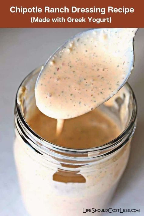 Chipotle Ranch Dressing Recipe, Taco Ranch Dressing, Dip For Chips, Spicy Ranch Dressing, Chipotle Ranch Dressing, Homemade Chipotle, Chipotle Ranch, Ranch Dressing Recipe, Creamy Dressing