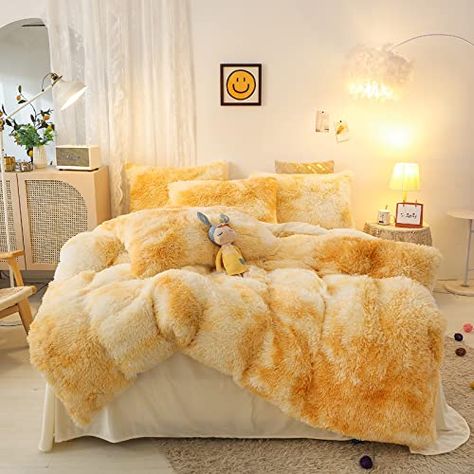 Princess Bedding Set, Faux Fur Bedding, Fur Bedding, Velvet Bedding Sets, Velvet Duvet, Bed Sheet Sizes, Minimalist Sofa, Princess Bed, Fitted Bed Sheets