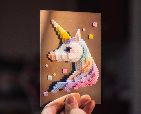 Queer Crafts, Bead Unicorn, Perler Animals, 3d Beads, Perler Bead Designs, Perler Beads Ideas, Christmas Perler Beads, Perler Creations, 3d Perler Bead