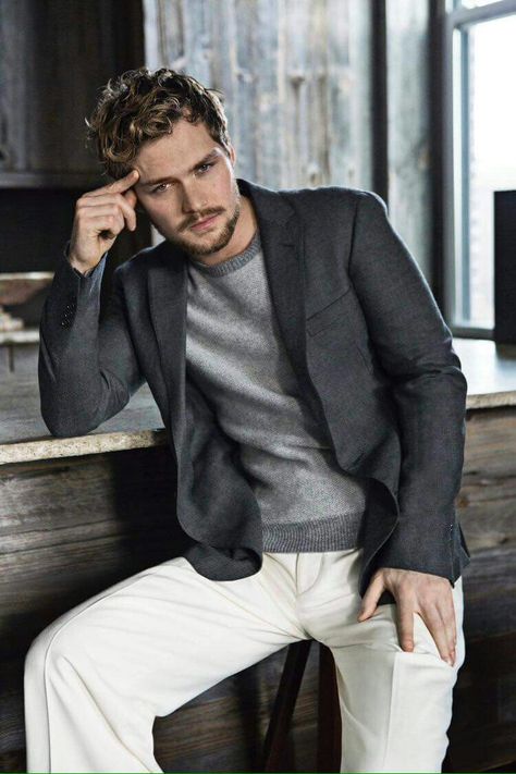 Mmmmmm.,,, Finn Jones Loras Tyrell, Finn Jones, Iron Fist Marvel, The Defenders, Charlie Cox, Tv Actors, Iron Fist, Well Dressed Men, Good Looking Men