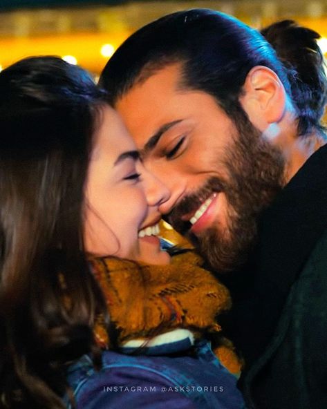 Can and Sanem Bollywood Couples, Turkish Men, Erkenci Kus, Can Yaman, Turkish Series, Erkenci Kuş, Romantic Novels, Couples Poses For Pictures, Early Bird