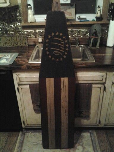 My $18 ironing board I painted to go in my Americana room. I also designed the stencil on my new cricut. Painted Ironing Board, Americana Room, Wood Ironing Boards, Vintage Ironing Boards, Old Ironing Boards, Wooden Ironing Board, Primitive Bedroom, Americana Crafts, Family Tree Art