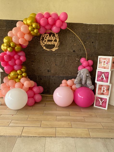 Baby Shower Mujer, Nursing Photoshoot, Mickey Mouse Birthday Decorations, Decoration Buffet, Birthday Background Design, Balloon Template, Elephant Baby Shower Decorations, Cow Baby Showers, Baby Shower Theme Decorations