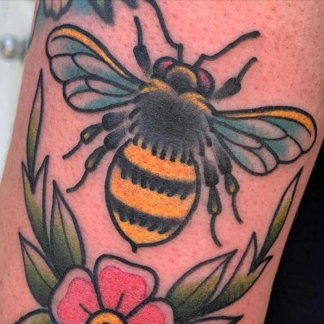 Traditional bee tattoo 1 Honeycomb Tattoo Traditional, Bee Tattoo Traditional Old School, Neo Traditional Bumble Bee Tattoo, Traditional Bee Tattoo Design, American Traditional Bumble Bee Tattoo, Neotraditional Bee Tattoo, Trad Bee Tattoo, Traditional Bumble Bee Tattoo, Old School Bee Tattoo