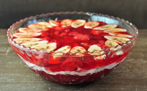 Banana Jello, Cream Jello, Strawberry Gelatin, Gelatin Recipes, Sour Cream Recipes, Special Occasion Food, Strawberry Jello, Jello Salad, Gluten Free Banana