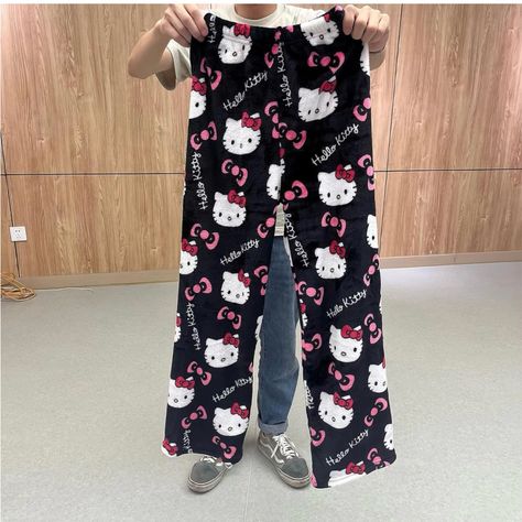 Sanrio Pajamas, Hello Kitty Pajamas, Sanrio Halloween, Plush Pajama Pants, Cartoon Kitty, Fashion Trousers, Pink Anime, Pajamas Pants, White Cartoon