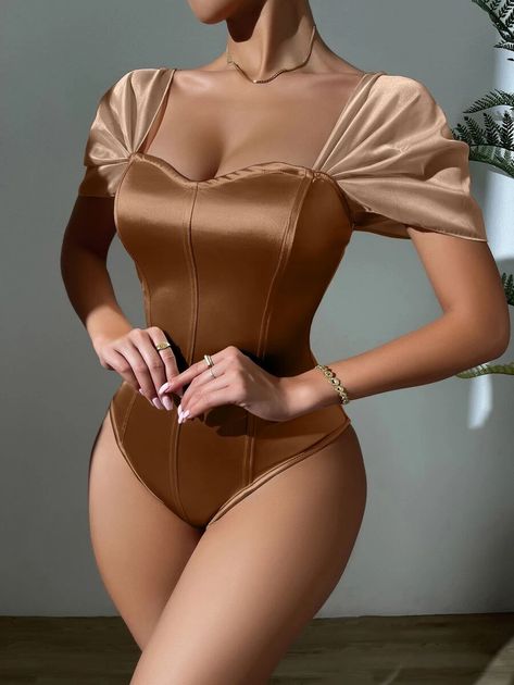 Sweetheart Neck Satin Bodysuit | SHEIN Elegant Bodysuit, Lingerie Satin, Body Lingerie, Corset Bodysuit, Preppy Prom, Comfy Jumpsuits, Business Formal Dress, Corset Bustier, Traje Casual