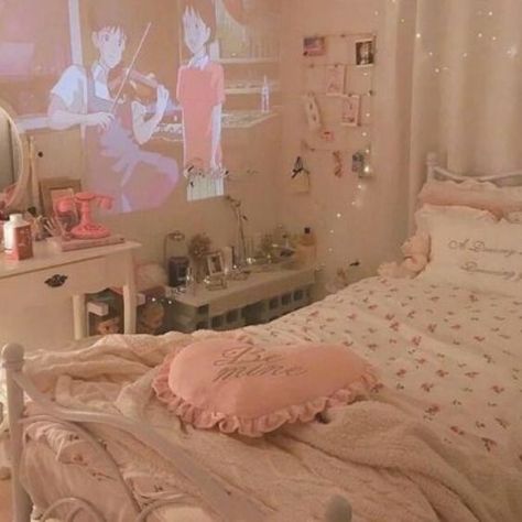 Cute, girly, pink, Decore for your bedroom! #cute #bedroomdecore #coquette Chambre Inspo, Bilik Idaman, Minimalist Bedroom Decor, Kawaii Bedroom, Pink Room Decor, Pastel Room, Single Bedroom, Room Deco, Wood Tones