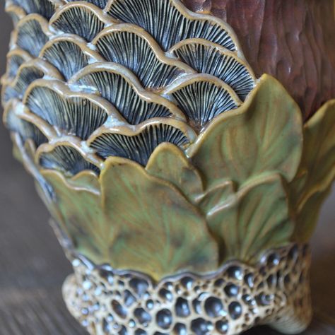 Best Selling Pottery Items, Coral Pottery, Funky Pottery, Texture Vase, Ceramic Mushroom, Coil Pottery, Organic Ceramics, Advanced Ceramics, Pottery Handbuilding