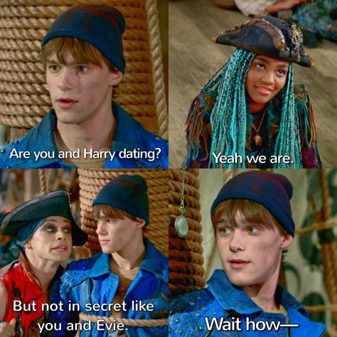 Descendants Funny, Descendants 2 Uma, Calm Place, Sibling Memes, Evie Descendants, Disney Descendants Movie, Harry Hook, Disney Ships, Thomas Doherty