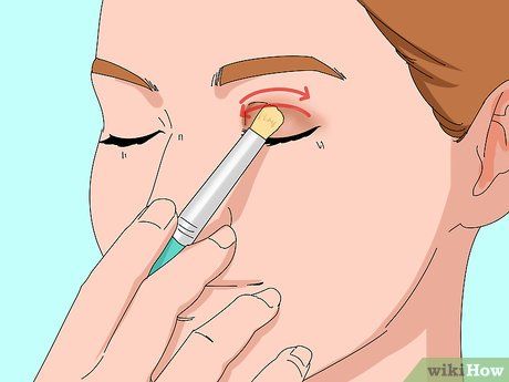 How To Use Cream Eyeshadow, Applying Cream Eyeshadow, How To Apply Cream Eyeshadow, Cream Eyeshadow How To Apply, Cream Eyeshadow Looks, Best Cream Eyeshadow, Cream Eyeshadow Palette, Eyeshadow Step By Step, Gel Eyeshadow