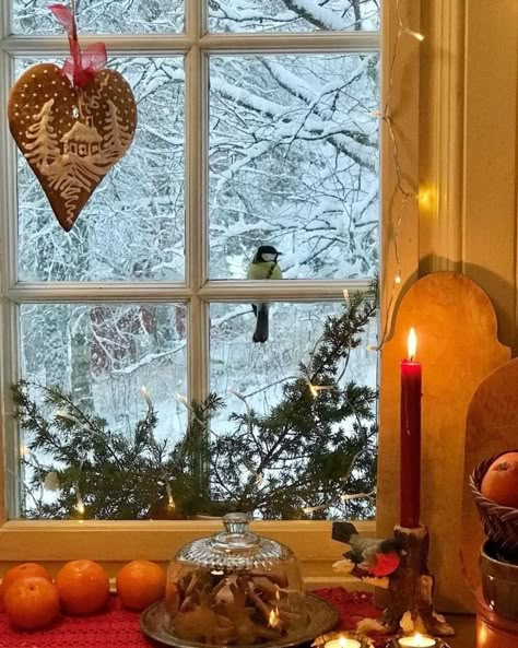 Deco Champetre, Christmas Feeling, Christmas Inspo, Warm Christmas, Kwanzaa, Winter Wonder, Christmas Mood, Christmas Aesthetic, Cozy Christmas