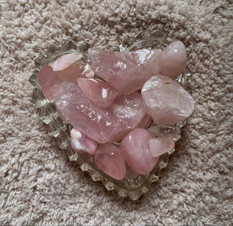 crystal collection rose quartz pink aesthetic filler pic ideas crystal rocks mineral collection spritual Pink Quartz Aesthetic, Lainey Core, Pink Crystal Aesthetic, Aphrodite Worship, Rose Quartz Aesthetic, Crystal Dictionary, Aphrodite Altar, Space Cookies, Lady Aphrodite