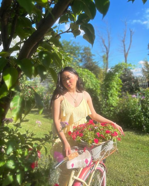 𖡼𖤣𖥧𖡼𓋼 Let’s put on dresses & take pics in flower fields! outfit inspo? poses inspo? (( the owner asked if we wanted to take photos w her flowers, we said yes!💗)) It was so magical here! If I fall down a well & disappear, don’t ask any questions. If you know you know. 𖡼𖤣𖥧𖡼𓋼𖤣𖥧𓋼𓍊 #pinterestinspired #cozyvibes #pinterestaesthetic #slowliving #dreamy #flowerfield We Said Yes, Inspo Poses, Slow Living, A Well, Flower Field, Falling Down, I Fall, Put On, Let It Be