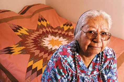 Native American Quilts, Native American Quilt Patterns, American Quilts Patterns, Southwestern Quilts, Eagle Quilt, American Stuff, Native American Quilt, Southwest Quilts, Native American Regalia