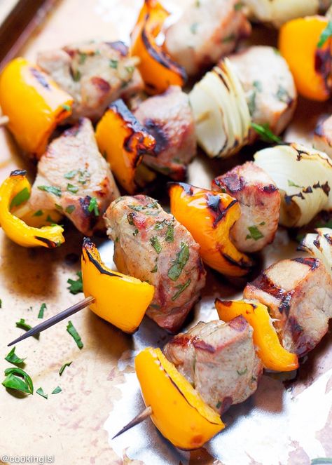 Tender Pork Kabobs Recipe - marinated with wine or beer and grilled to perfection. Perfect for a summer barbecue. Kabobs On The Grill, Kabob Marinade, Pork Kabobs, Grilled Kabob Recipes, Braised Chicken Breast, Beef Kebabs, Pork Skewers, Fruit Kebabs, Lamb Kebabs