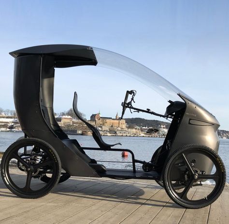 2019 this electric Bike will come out. 4 Wheel Bicycle, Trike Bicycle, Electric Cargo Bike, Europa Park, Electric Trike, Cycle Car, Electric Tricycle, Cargo Bike, Pedal Cars